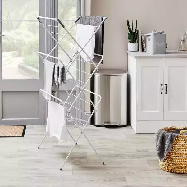 Dunelm White Deluxe 3 Tier Airer 2 Dunelm White Deluxe 3 Tier Airer - Image 2