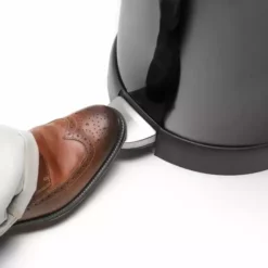 Spectrum Black 30 Litre Pedal Bin -Dunelm Sales Store 1000051884 alt03