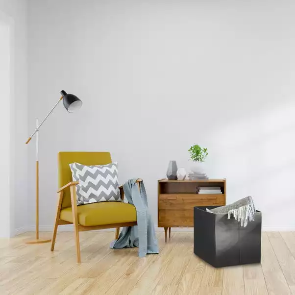 Dunelm Set Of 3 Grey Foldable Storage Boxes 4 Dunelm Set Of 3 Grey Foldable Storage Boxes - Image 4