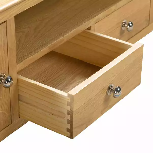 Julian Bowen Cotswold Widescreen TV Unit 4 Julian Bowen Cotswold Widescreen TV Unit - Image 4