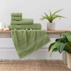 Dunelm Woodland Fern Egyptian Cotton Towel