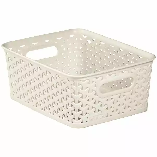 Curver 4L Vintage White Basket 1 Curver 4L Vintage White Basket