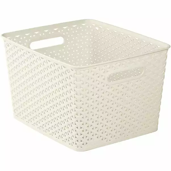 Curver 18L Vintage White Basket 1 Curver 18L Vintage White Basket