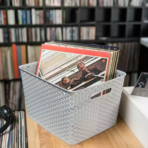 Curver 18L Grey Basket 2 Curver 18L Grey Basket - Image 2