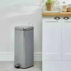 Dunelm High Polish 30L Squoval Bin