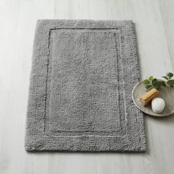 Dorma Sumptuously Soft Dove Grey Bath Mat 1 Dorma Sumptuously Soft Dove Grey Bath Mat