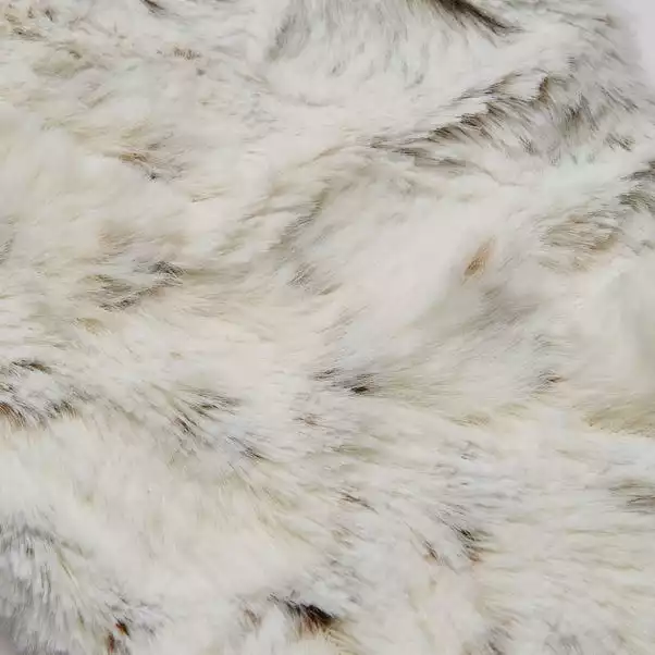 Dunelm Snow Leopard Neck Hot Water Bottle 4 Dunelm Snow Leopard Neck Hot Water Bottle - Image 4