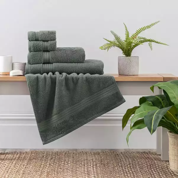 Dunelm Forest Green Egyptian Cotton Towel 1 Dunelm Forest Green Egyptian Cotton Towel