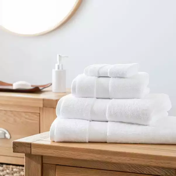 The Edited Life Naturally Soft White Towel 1 The Edited Life Naturally Soft White Towel