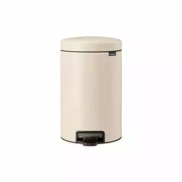 Brabantia NewIcon Pedal Bin 12L Soft Beige 1 Brabantia NewIcon Pedal Bin 12L Soft Beige