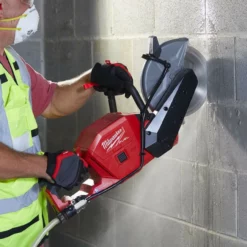 Milwaukee M18FCOS230-0 18V Fuel 230mm Brushless Cut Off Saw (Body Only) 9 Milwaukee M18FCOS230-0 18V Fuel 230mm Brushless Cut Off Saw (Body Only) -Dunelm Sales Store 38 98770.1663684571