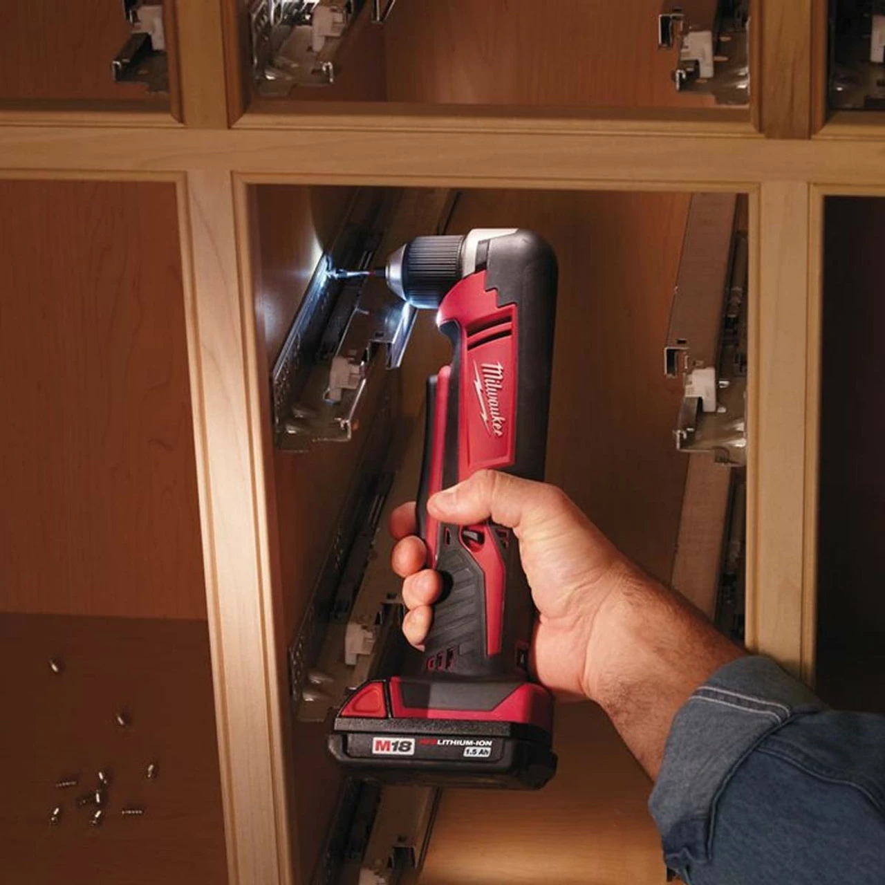 Milwaukee C18 RAD-0 M18™ Compact Right Angle Drill (Body Only) 4 Milwaukee C18 RAD-0 M18™ Compact Right Angle Drill (Body Only) - Image 4