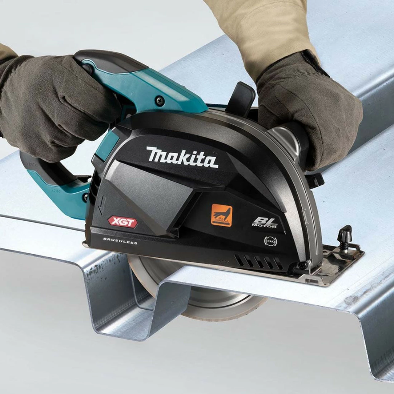 Makita CS002GZ 40V XGT 185mm Cordless Metal Cutting Saw (Body Only) 12 Makita CS002GZ 40V XGT 185mm Cordless Metal Cutting Saw (Body Only) - Image 12