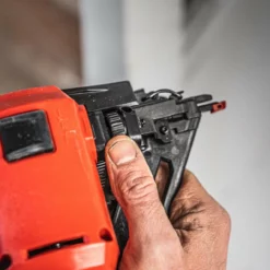 Milwaukee M18 FN15GA-0X 18V Fuel 15 Ga Angled Second Fix Finish Nailer (Body Only) -Dunelm Sales Store Artboard 2 79290.1663690016