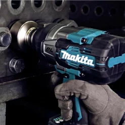 Makita TW001GD201 40V Max XGT 3/4" Brushless Impact Wrench With 2x 2.5Ah Battery -Dunelm Sales Store Artboard 3 31530.1663686097