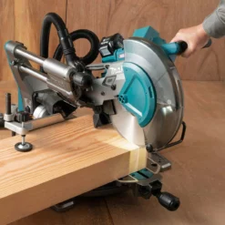 Makita LS004GZ01 40Vmax XGT BL 260mm Slide Compound Mitre Saw (Body Only) 11 Makita LS004GZ01 40Vmax XGT BL 260mm Slide Compound Mitre Saw (Body Only) -Dunelm Sales Store Artboard 3 72091.1663689960