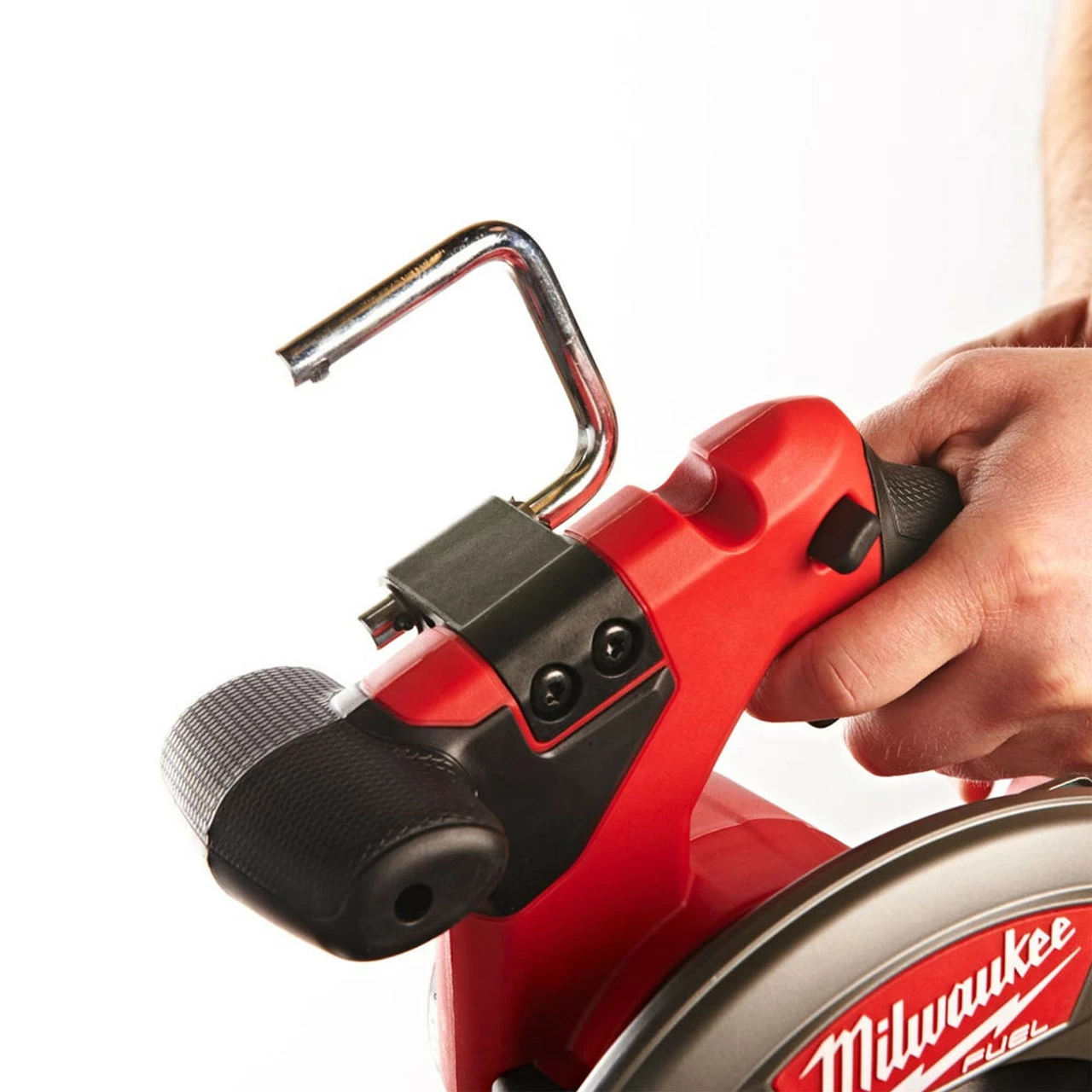 Milwaukee M18 CCS55-0 18V Fuel 165mm Circular Saw (Body Only) 12 Milwaukee M18 CCS55-0 18V Fuel 165mm Circular Saw (Body Only) - Image 12