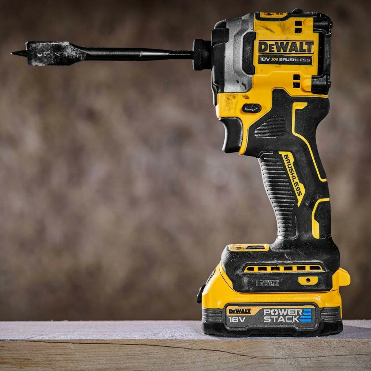 DeWalt DCF850E2T 18V XR Brushless Impact Driver With 2x Powerstack Batteries 7 DeWalt DCF850E2T 18V XR Brushless Impact Driver With 2x Powerstack Batteries - Image 7