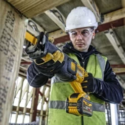 DeWalt DCS389NT 54V XR FLEXVOLT Reciprocating Saw In A Carry Case (Body Only) 8 DeWalt DCS389NT 54V XR FLEXVOLT Reciprocating Saw In A Carry Case (Body Only) -Dunelm Sales Store DCS389NT C 56803.1663680796