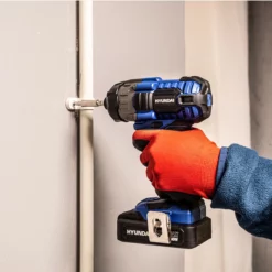 Hyundai HY2177 20V Max 180Nm Cordless Impact Driver With A 32-Piece Drill Bit Accessory Set & 1x 2.0Ah Battery -Dunelm Sales Store HY2177 M 05760.1674224646