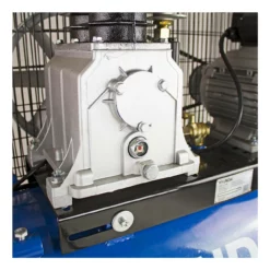 Hyundai HY3100P 100 Litre Belt Drive Air Compressor 17 Hyundai HY3100P 100 Litre Belt Drive Air Compressor -Dunelm Sales Store HY3100P 08 47098.1663689441