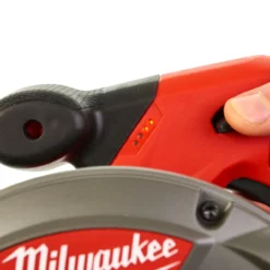 Milwaukee M12 CCS44-0 12V Fuel Sub Compact 140mm Circular Saw (Body Only) -Dunelm Sales Store M12 CCS44 Feat 03 93611.1663690068