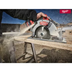 Milwaukee M18 FCS66-0 18V FUEL 190mm Circular Saw (Body Only) -Dunelm Sales Store MILM18FCS612 INUSE2 64252.1663689961